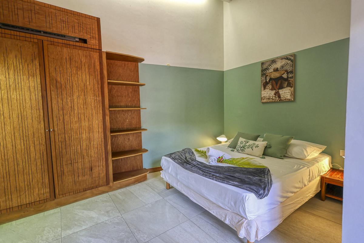 28.Location villa piscine Le Gosier Guadeloupe_Chambre 2